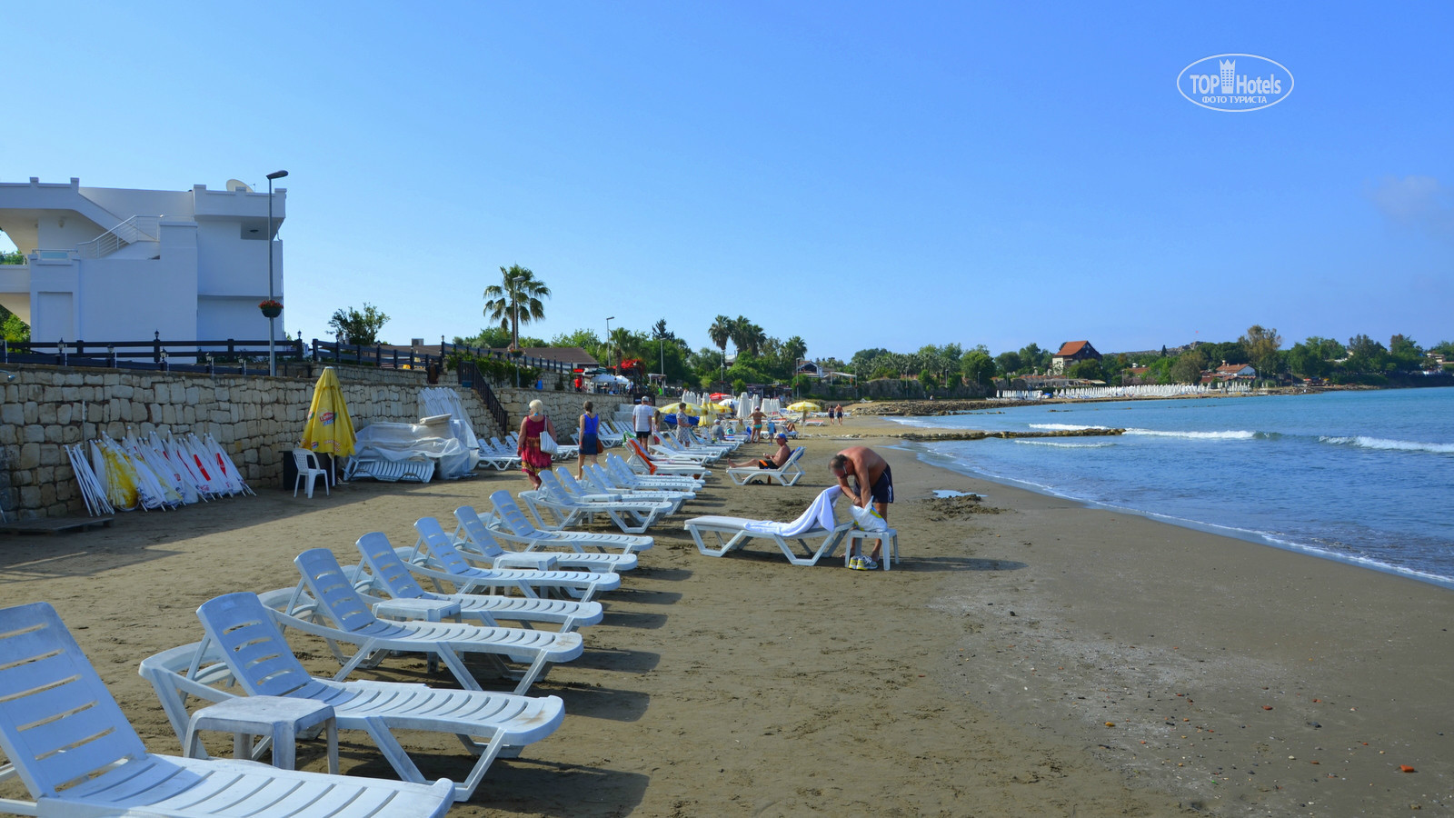 Side beach 3. Пляж у отеля cosmos. Side miami beach 5*. Бич клаб бодрум. Side beach club hotel.